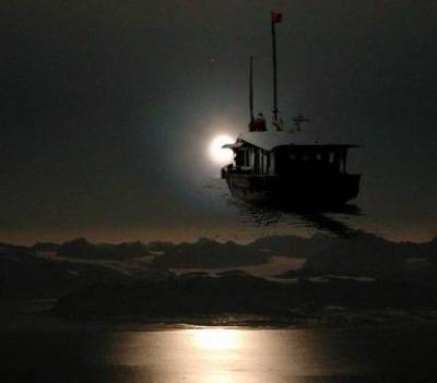 Sail To The Moon..